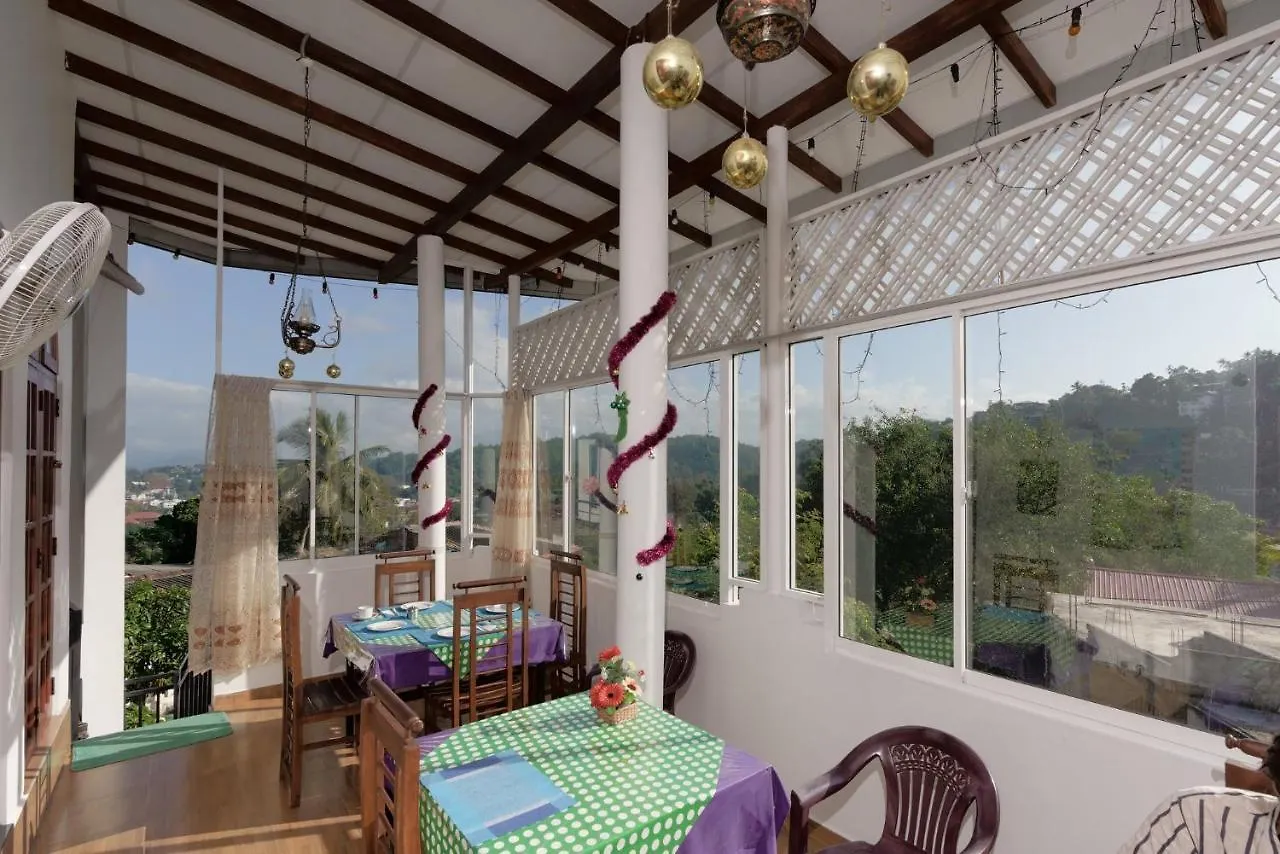 Kandyan White Holiday Homes Kandy